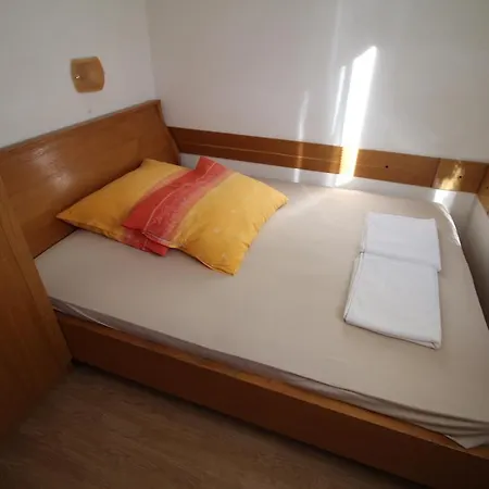 Helena Zadar アパート *