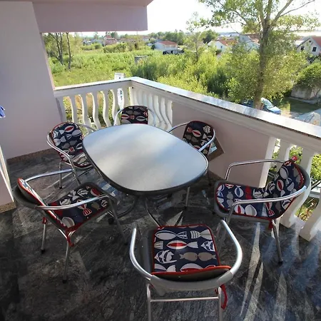 Helena Zadar Apartamento